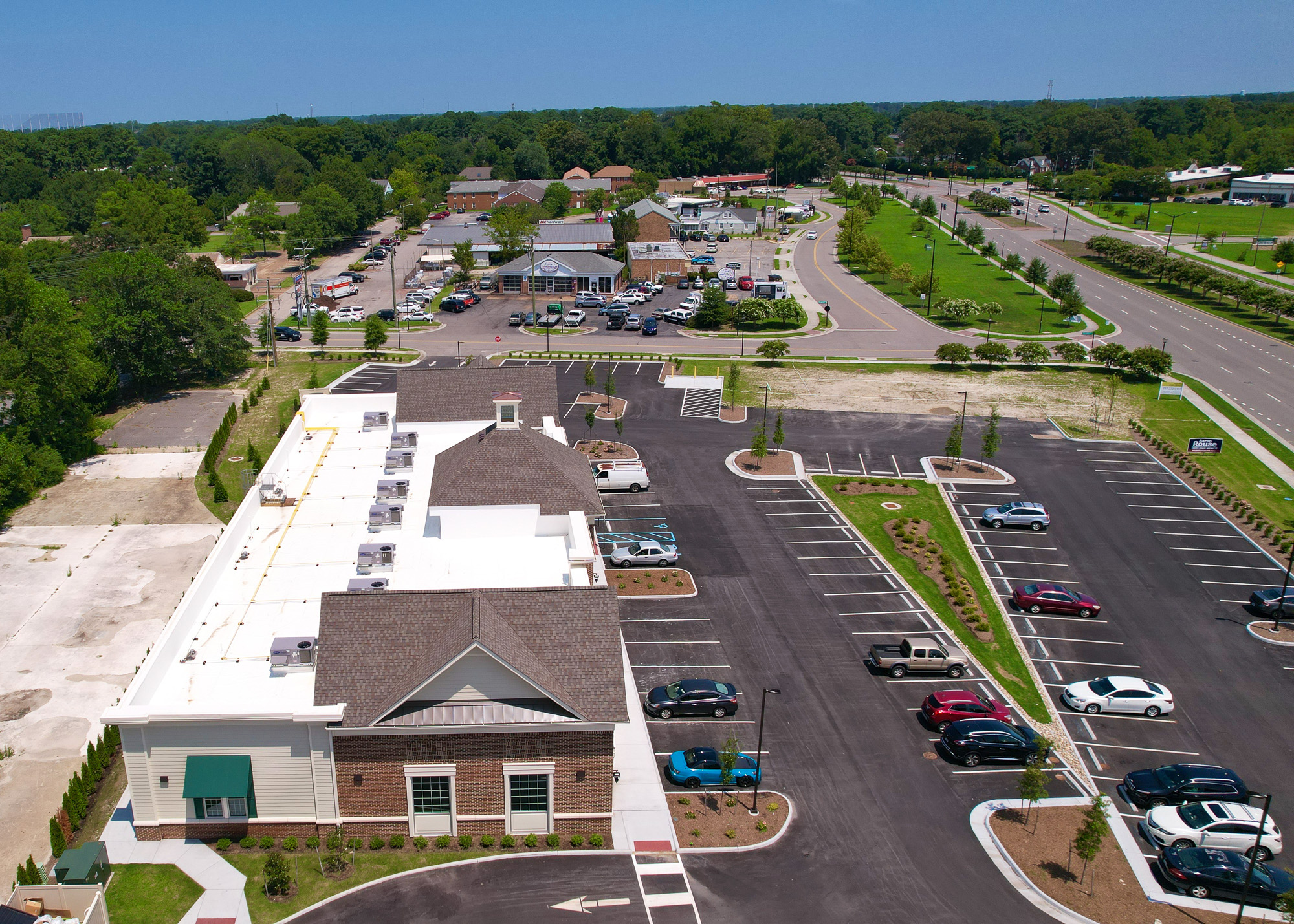 Kemps Landing Retail